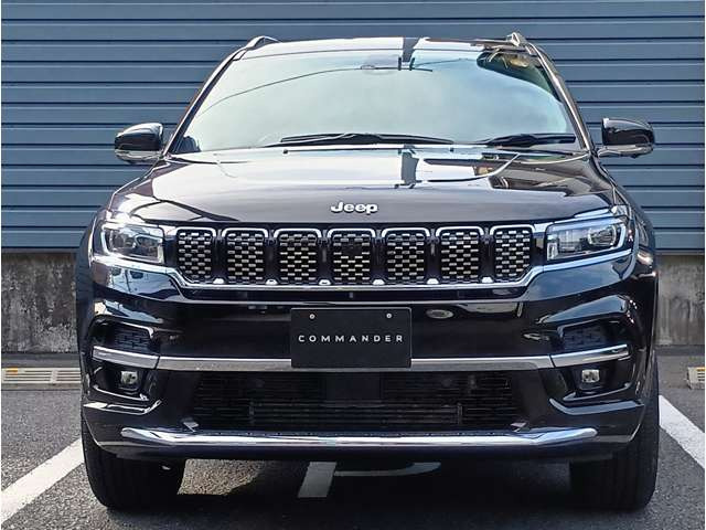 コマンダー2.0 オーバーランド ディーゼル 4WD