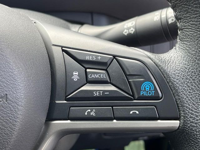 �y�v���p�C���b�g�z�������H�ł̒��������s���y��!!�a�؎��Ə��񑖍s�̃V�[���ŁA�A�N�Z���E�u���[�L�E�X�e�A�����O�������Ő��䂵�A�������^�]�̕��S���y�����Ă���܂���