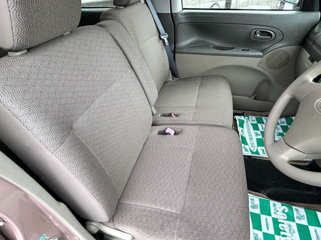 ���̋Ǝ҂ɂ������ې􂢁A�V�[�g�̃^�o�R�Ȃǂɂ��R�Q���̃��y�A��(�L��)�������Ă���܂��B