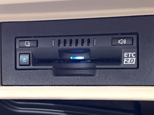 【ETC】高速道路の料金所をストレスなく通過!話題のスポットやサービスエリアに多い「スマートIC」利用時は必須のアイテムです。当店でセットアップを実施、ご納車当日からすぐにご利用いただけます!