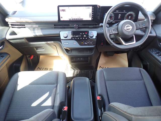 セレナ1.4 e-POWER ハイウェイスターV