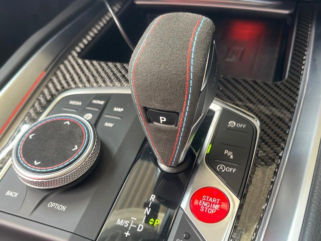 ��MT���[�h�t��AT:�ʏ�͎����ł����Ȃ���ϑ�(�M�A�`�F���W)���h���C�o�[�̑���ɂ���ĈӐ}�I�ɕς�����V�X�e���ł��B����w���i�̃h���C�u�����y���݂��������܂�!