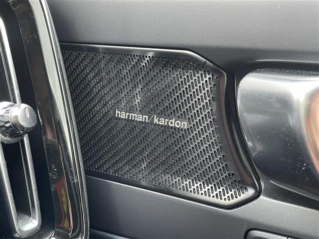 XC40T4 AWD インスクリプション 4WD