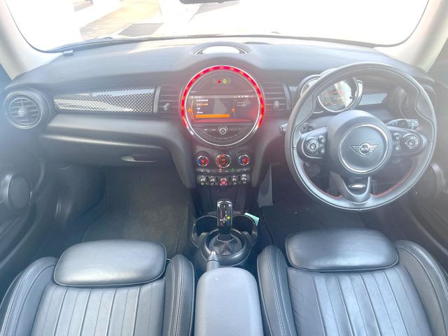 �A���ԃO���[�v���݌ɐ���2,000��!�S���̌n��X���烁�[�J�[�E�Ԏ��킸���Љ�o����̂ŁA���Ȃ��Ƀs�b�^���̂��Ԃ�������͂��ł���܂��͂��₢���킹��������