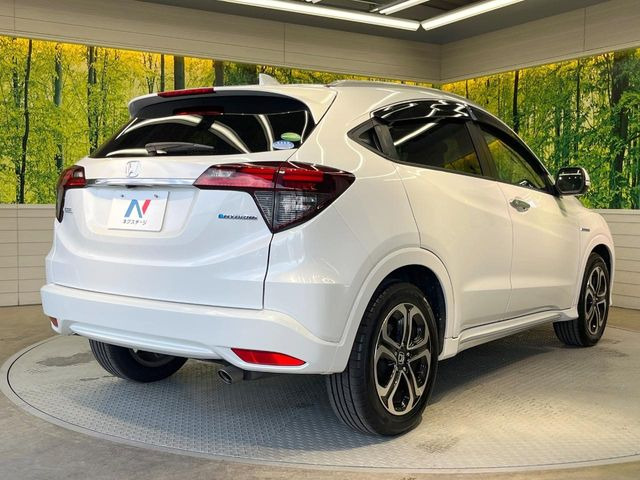 ☆全国のネクステージからお取り寄せが可能※!遠方の店舗に展示してあるクルマが気になる場合も、最寄りの店舗でご覧いただくことが可能です!是非私たちに要望をお聞かせください!※別途費用