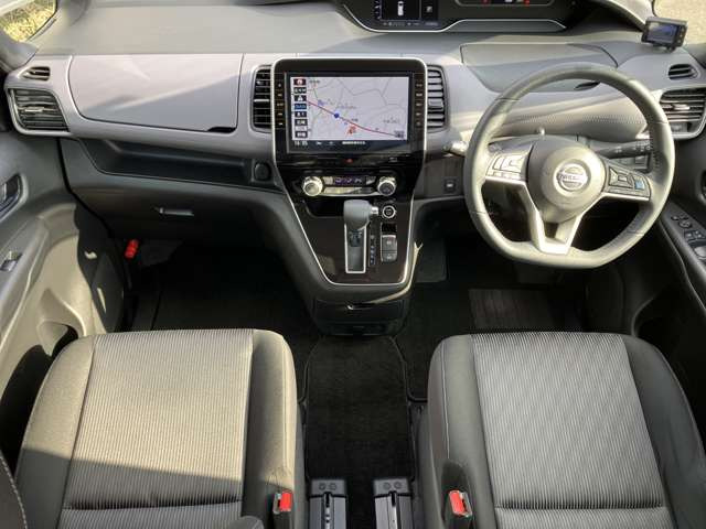 セレナ2.0 ハイウェイスターV