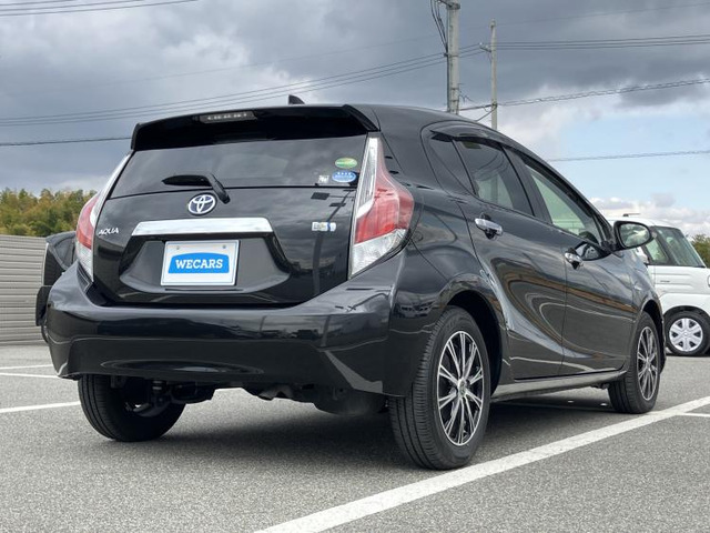 アクア1.5 S スタイルブラック