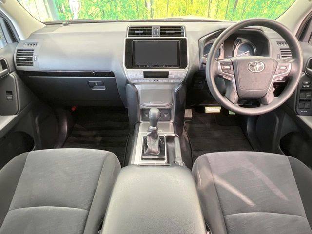 グループ総在庫数約30,000台!!全国の系列店からメーカー・車種問わずご紹介出来るので、あなたにピッタリのお車が見つかるはずです♪まずはお問い合わせ下さい☆