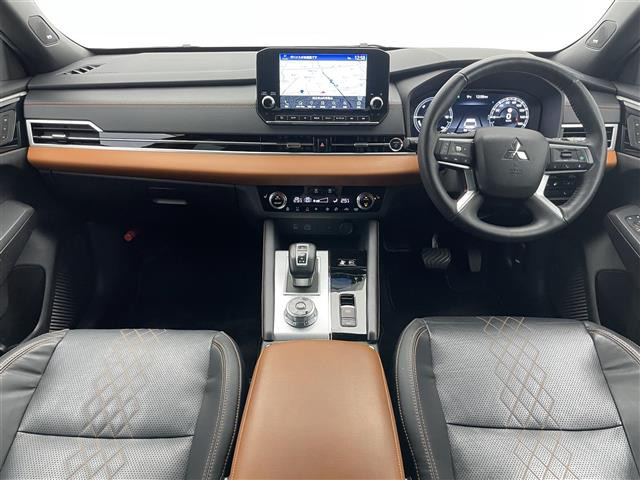 アウトランダーPHEV 2.4 P 4WD