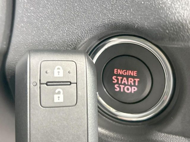 �y�L�[���X�X�^�[�g�V�X�e���z�J�o����|�P�b�g�ɓ��ꂽ�܂܂ł��h�A�̎{���E�������\�ȃX�}�[�g�L�[�𑕔��B�G���W���̃I���E�I�t�����J�M�����o���K�v����������Ƃ��Ă��֗��ł���