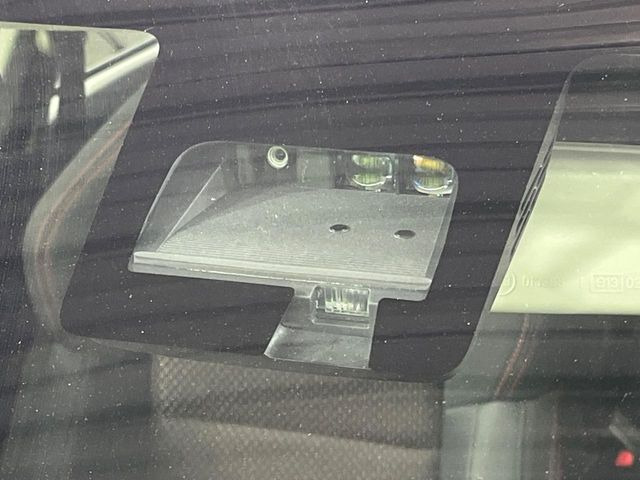 �y�X�Y�L �Z�[�t�e�B�T�|�[�g�z���s���ɑO���̎ԗ�����F�����A�Փ˂������Ȏ��͌x��ƃu���[�L�ŏՓˉ���Ɣ�Q�y�����A�V�X�g�B�����S�Ƀh���C�u�����y���݂��������܂��B