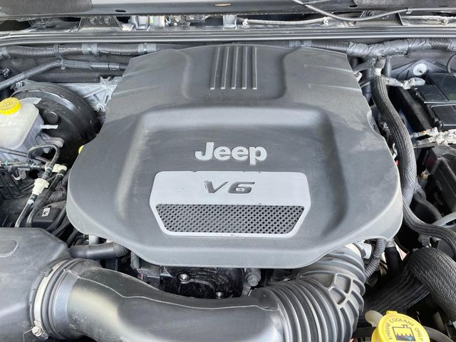 �����X�ł́A�e���[�J�[�̐�p�f�f�e�X�^�[�𓱓��B���Ǝ��i�����e�N�j�J���X�^�b�t���풓���Ă���܂��̂ŁA������̍ۂɂ����S���Ă����p���������܂��B