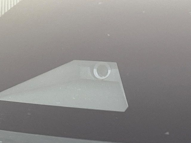 【トヨタセーフティセンス】走行中に前方の車両等を認識し、衝突しそうな時は警報とブレーキで衝突回避と被害軽減をアシスト。より安全にドライブをお楽しみいただけます。