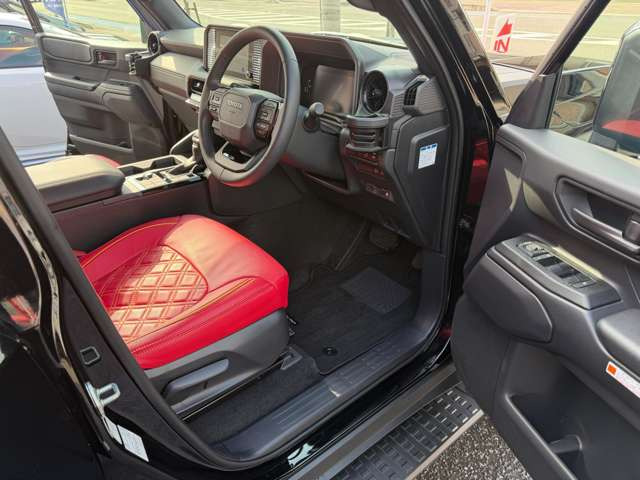 �X�}�[�g�L�[&�v�b�V�����G���W���X�^�[�^�[�B