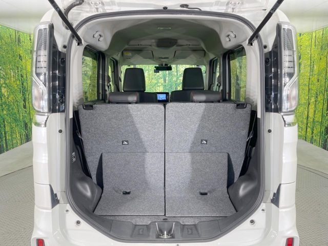 ���i�̂���������ʋ΁A���}���ɏ\���ȉ׎��X�y�[�X���m�ۂ��Ă���܂��B�Z�J���h�V�[�g��|���ƁA�傫�ȉו��̐ύڂ��\�ł���