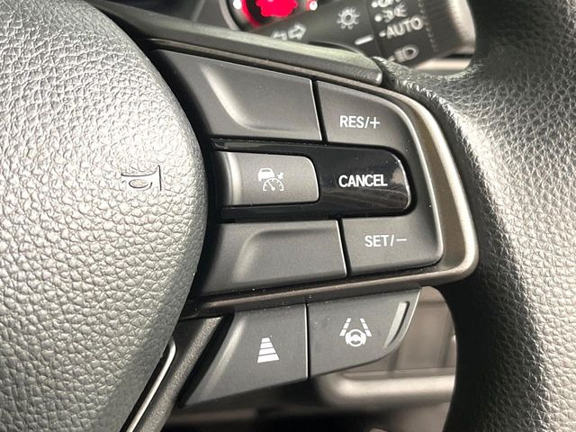 �y�A�_�v�e�B�u�N���[�Y�R���g���[���z�������H�ł̒��������s���y��!!�����ő��x��ۂN���[�Y�R���g���[�����A�Փˌy���V�X�e���ƘA�g���A�O���̎ԗ������m���ĎԊԂ�ۂ悤�ɑ��x���߂��Ă���܂�!!