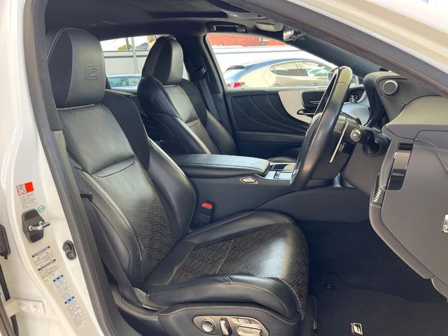 �y�n�[�t���U�[�V�[�g�z�������ƍ���S�n�𗼗������l�C�̃V�[�g���w�ʁE���ʂ̓X�G�[�h���ƂȂ��Ă���A���G��⊊��ɂ����ɗD��Ă��܂��B�C���╞���ɍ��E���ꂸ���K�ɂ���肢�������܂��B