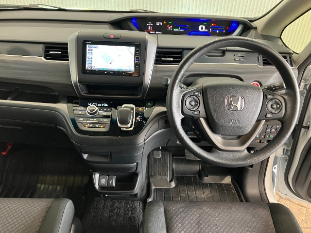 フリード+1.5 ハイブリッド G