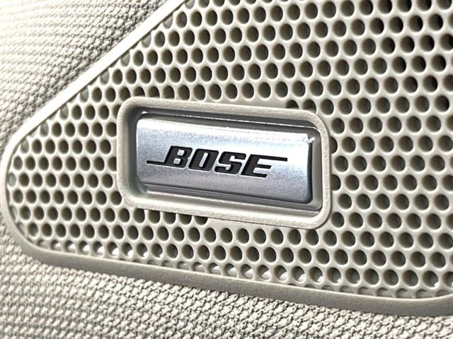 �yBOSE�T�E���h�V�X�e���t�������i�r�z�[���̃i�r�@�\�͂������A���x�ȃ`���[�j���O�\�͂����ڂ���Ă���A�������ȉ��y�����y���݂��������܂���