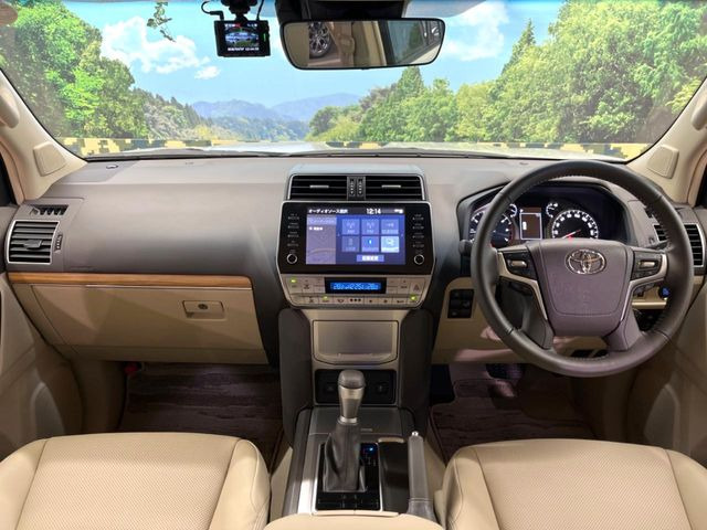 グループ総在庫数約30,000台!!全国の系列店からメーカー・車種問わずご紹介出来るので、あなたにピッタリのお車が見つかるはずです♪まずはお問い合わせ下さい☆