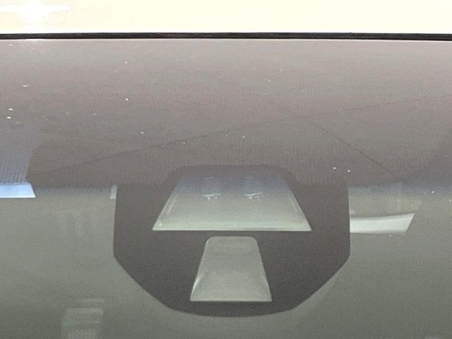 �y�V�e�B�u���[�L�A�N�e�B�u�V�X�e���z���s���ɑO���̎ԗ�����F�����A�Փ˂������Ȏ��͌x��ƃu���[�L�ŏՓˉ���Ɣ�Q�y�����A�V�X�g�B�����S�Ƀh���C�u�����y���݂��������܂��B