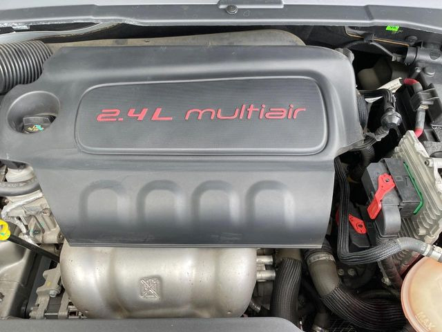 �����X�ł́A�e���[�J�[�̐�p�f�f�e�X�^�[�𓱓��B���Ǝ��i�����e�N�j�J���X�^�b�t���풓���Ă���܂��̂ŁA������̍ۂɂ����S���Ă����p���������܂��B