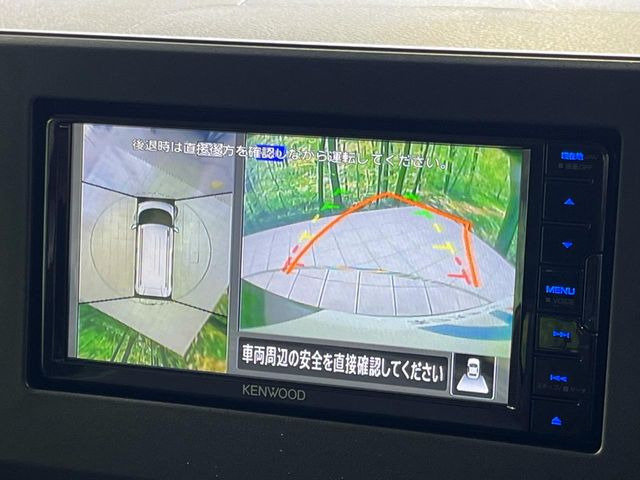 �y�}���`�A���E���h���j�^�[�z��p�̃J�����ɂ��A�ォ�猩���낵���悤�Ȏ��_��360�x�N���}�̎��͂��m�F���邱�Ƃ��ł��܂������p�������m�F���₷���A�����ꏊ�ł̐؂�Ԃ��⒓�Ԃ��X���[�Y�ɍs���܂��B