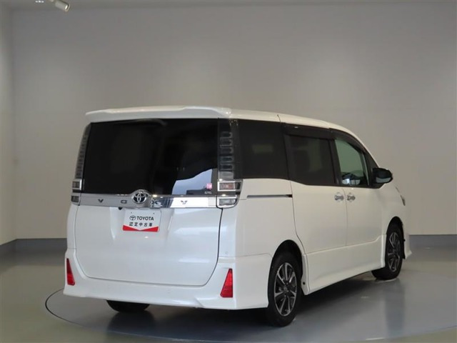 ヴォクシー2.0 ZS 煌III