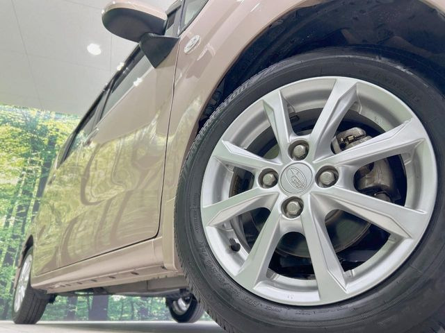 �y14�C���`�A���~�z�C�[���z�O�ςɃ}�b�`�����A���~�z�C�[���𑕒����Ă���܂��B�e��A���~�z�C�[����A�X�^�b�h���X�^�C�����戵�����Ă���܂��B���񂲑��k����������