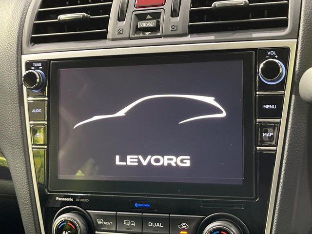 �y���[�J�[8�C���`�i�r�z�C���e���A�ɗn�����ރX�^�C���b�V���ȁu��p�݌v�v���[�J�[�i�r�𑕔��􎋔F���⑀�쐫�ȂǊ�{���\�ɂ��D��A���㎿�ȃJ�[���C�t�����y���݂��������܂��B