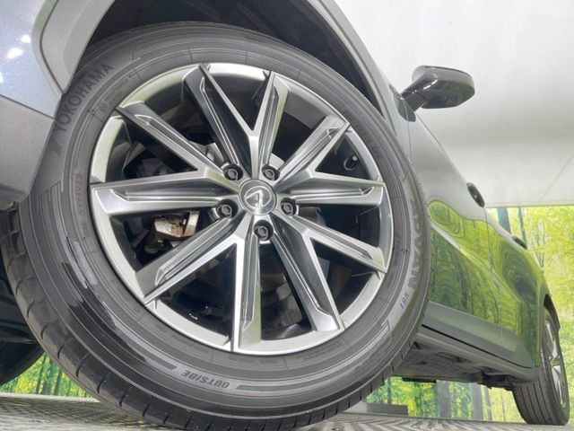 �y�����A���~�z�C�[���z�O�ςɃ}�b�`���������A���~�z�C�[���𑕒����Ă���܂��B�e��ЊO�A���~�z�C�[����A�X�^�b�h���X�^�C�����戵�����Ă���܂��B���񂲑��k����������