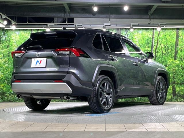 ☆全国のネクステージからお取り寄せが可能※!遠方の店舗に展示してあるクルマが気になる場合も、最寄りの店舗でご覧いただくことが可能です!是非私たちに要望をお聞かせください!※別途費用