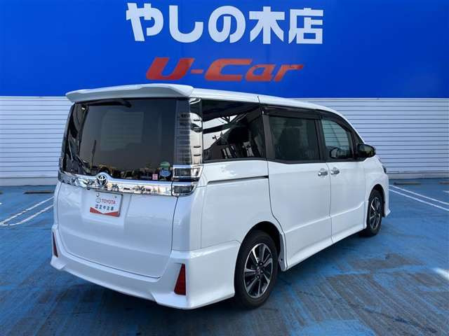 ヴォクシー2.0 ZS 煌