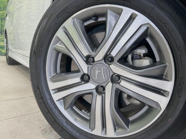 �y����16�C���`�A���~�z�C�[���z�O�ςɃ}�b�`���������A���~�z�C�[���𑕒����Ă���܂��B�e��ЊO�A���~�z�C�[����A�X�^�b�h���X�^�C�����戵�����Ă���܂��B���񂲑��k����������