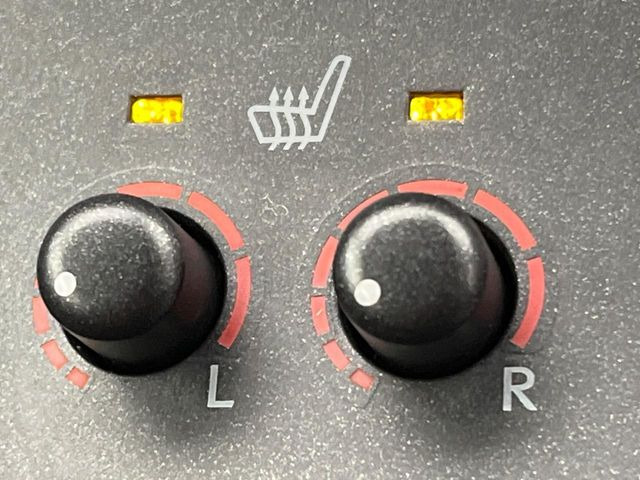 �y�V�[�g�q�[�^�[�z�������ɏd�󂷂�V�[�g�q�[�^�[!�G�A�R����葁�����܂��Ă����̂Ŋ�����̐l�����S�ł��ˁ�G�A�R���̉����͊������邩����A�Ƃ������ɂ����������߂ł��B