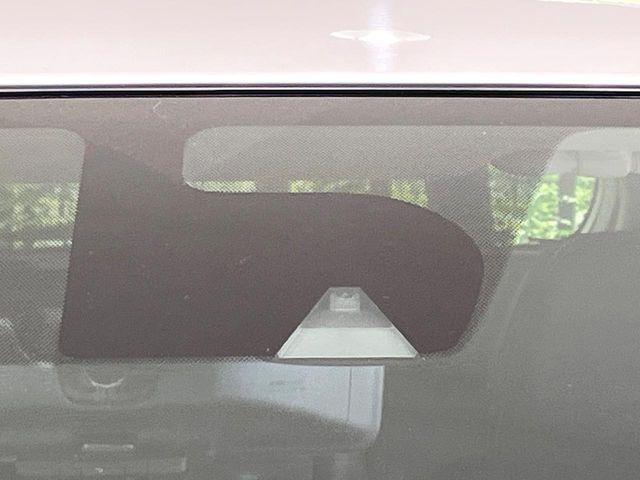 �y�C���e���W�F���g�G�}�[�W�F���V�[�u���[�L�z�t�����g�J�����őO���̎ԗ�����s�҂����m�B�Փ˂������Ȏ��͏Փ˔�Q�y���u���[�L���쓮�A�Փˉ�����T�|�[�g�B�����S�Ƀh���C�u�����y���݂��������܂��B