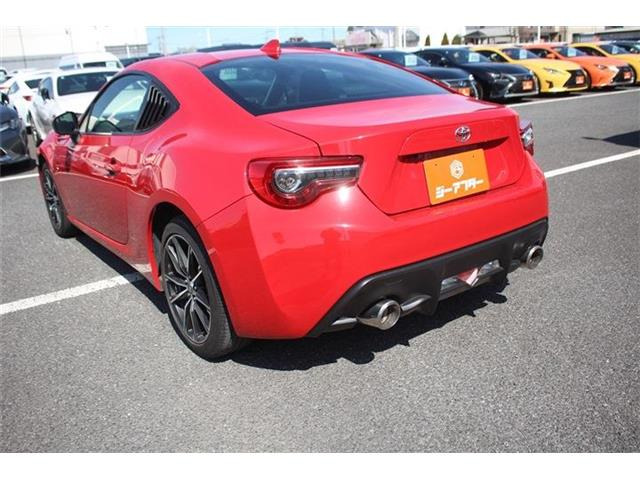 ���Ǝҗl�ւ̔̔��͂��f�肳���Ă��������܂��B �Ԍ������ԗ��̏ꍇ�́A�Ԍ����擾�������x�������z�ŕ\�����Ă���܂��B