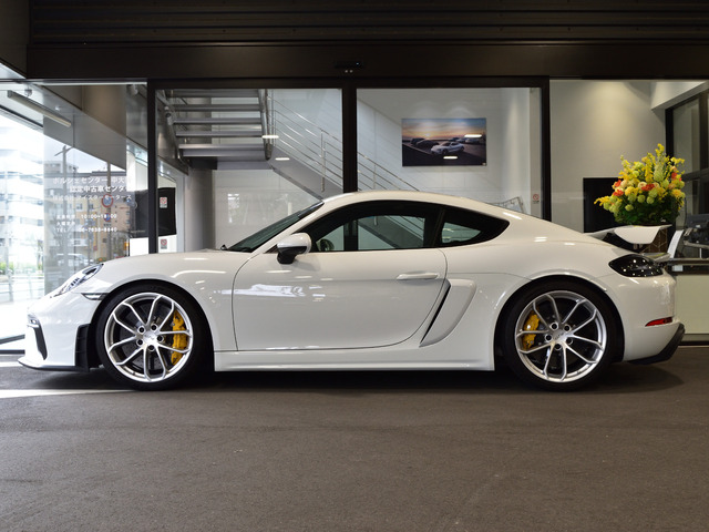 718ケイマンGT4