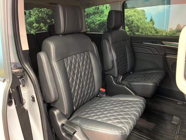 �L�X�Ƃ���2��ڃV�[�g�͋��Z���������A���S�n�����K!�F�B��Ƒ��Ƃ̂��o�����ɂ҂�����ł��B�x�r�[�V�[�g��`���C���h�V�[�g�g�p�������K�ɂ��߂�������������\���ȋ�Ԃ��m�ۂ��Ă��܂��B