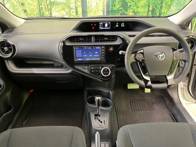 アクア1.5 S スタイルブラック