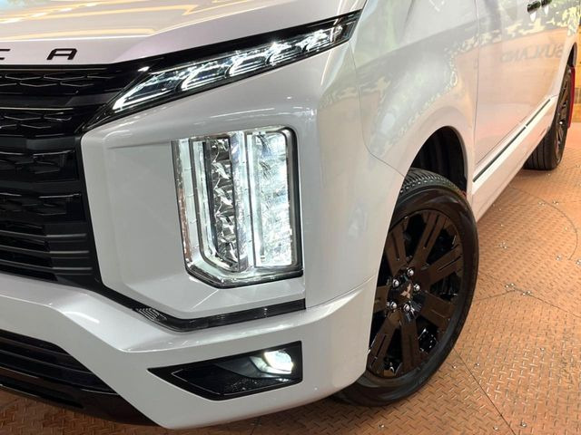 �yLED�w�b�h���C�g�z���V����ԑ��s�����ǍD�Ȏ��E���m�ۂ����S���ĉ^�]�ł��鍂�P�xLED�w�b�h���C�g�𑕔�!�_�����x�������A����d�͂��}�����Ă��܂��B