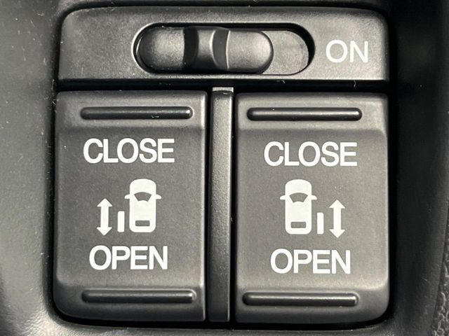 �y�����p���[�X���C�h�h�A�z�X�}�[�g�L�[��^�]�Ȃ̃X�C�b�`�Ō�ȗ����X���C�h�h�A�̊J���\���d��������͂����ăh�A���J����K�v�������A�����Ȃ��q�l�ł��ȒP�ɊJ���߂ł����K�ł���