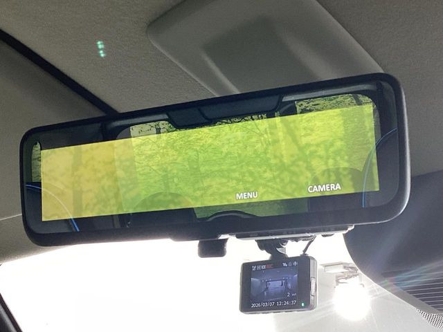 �y�f�W�^�����[���~���[�z��Ȃ̑傫�ȉו��⓯��҂Ō�����m�F���Â炢���ł����S!�J�������B�e�����ԗ�����̉f�������[���~���[���ɕ\���B�N���A�Ȏ��E�ŏ󋵂̊m�F���\�ł�!