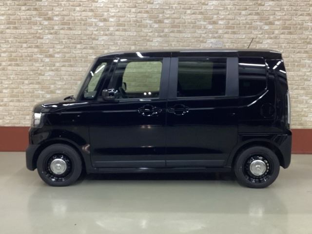 N-BOXジョイ モノトーン