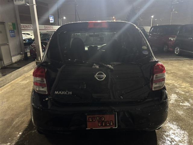 �e�탍�[����舵���Ă���܂��B���x�����@�ȂǋC�ɂȂ���͂��C�y�ɂ��₢���킹���������B