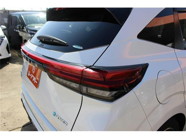 �̔��͂����X���������邨�q�l����ł��B���Ǝҗl�ւ̔̔��͂��f�肳���Ă��������܂��B�Ԍ������ԗ��̏ꍇ�́A�Ԍ����擾�������x�������z�ŕ\�����Ă���܂��B