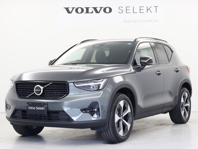 XC40ウルトラ B4 AWD 4WD