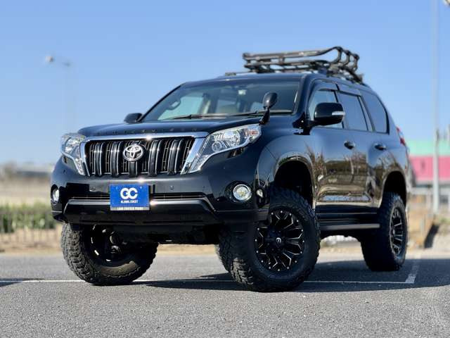 全国ご納車大歓迎です。北海道から沖縄まで個人様・法人様、ご納車実績ございます。遠方様向けの充実したアフターサービスもご好評を頂いております。御用命をお待ちしております。