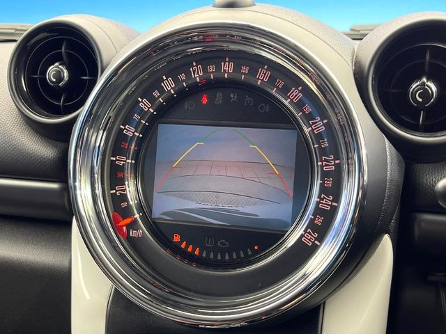 ���o�b�N�J����:�֗��ȁy�o�b�N�J�����z�ň��S�m�F���ł��܂��B���Ԃ����ȕ��ɂ��I�X�X���ȕ֗��@�\�ł��B