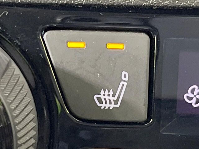 �y�V�[�g�q�[�^�[�z�������ɏd�󂷂�V�[�g�q�[�^�[!�G�A�R����葁�����܂��Ă����̂Ŋ�����̐l�����S�ł��ˁ�G�A�R���̉����͊������邩����A�Ƃ������ɂ����������߂ł��B